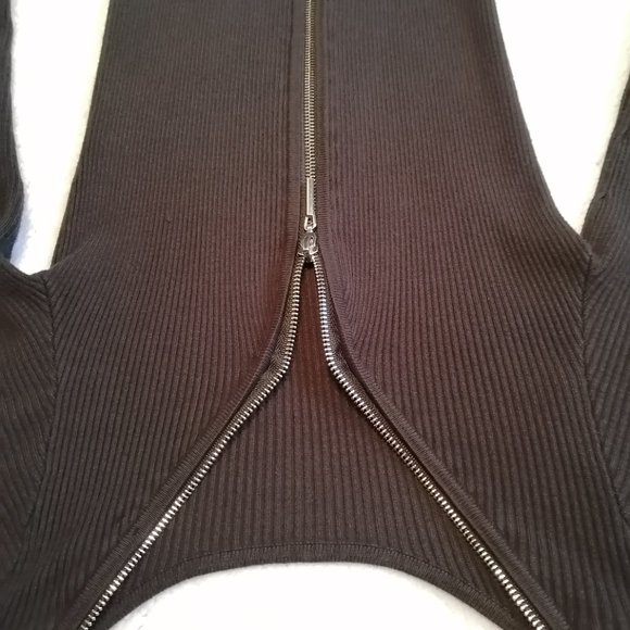 Dynamite olive green zip-up body con midi dress - Picture 10 of 11